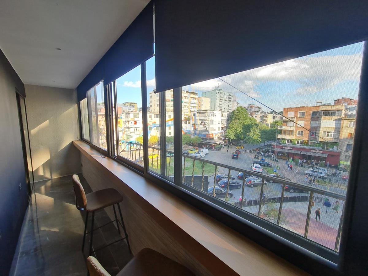 La Mirage Suites & Apartments 地拉那 外观 照片