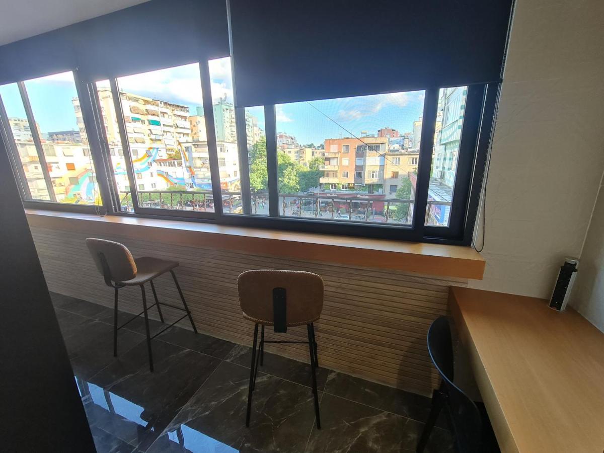La Mirage Suites & Apartments 地拉那 外观 照片