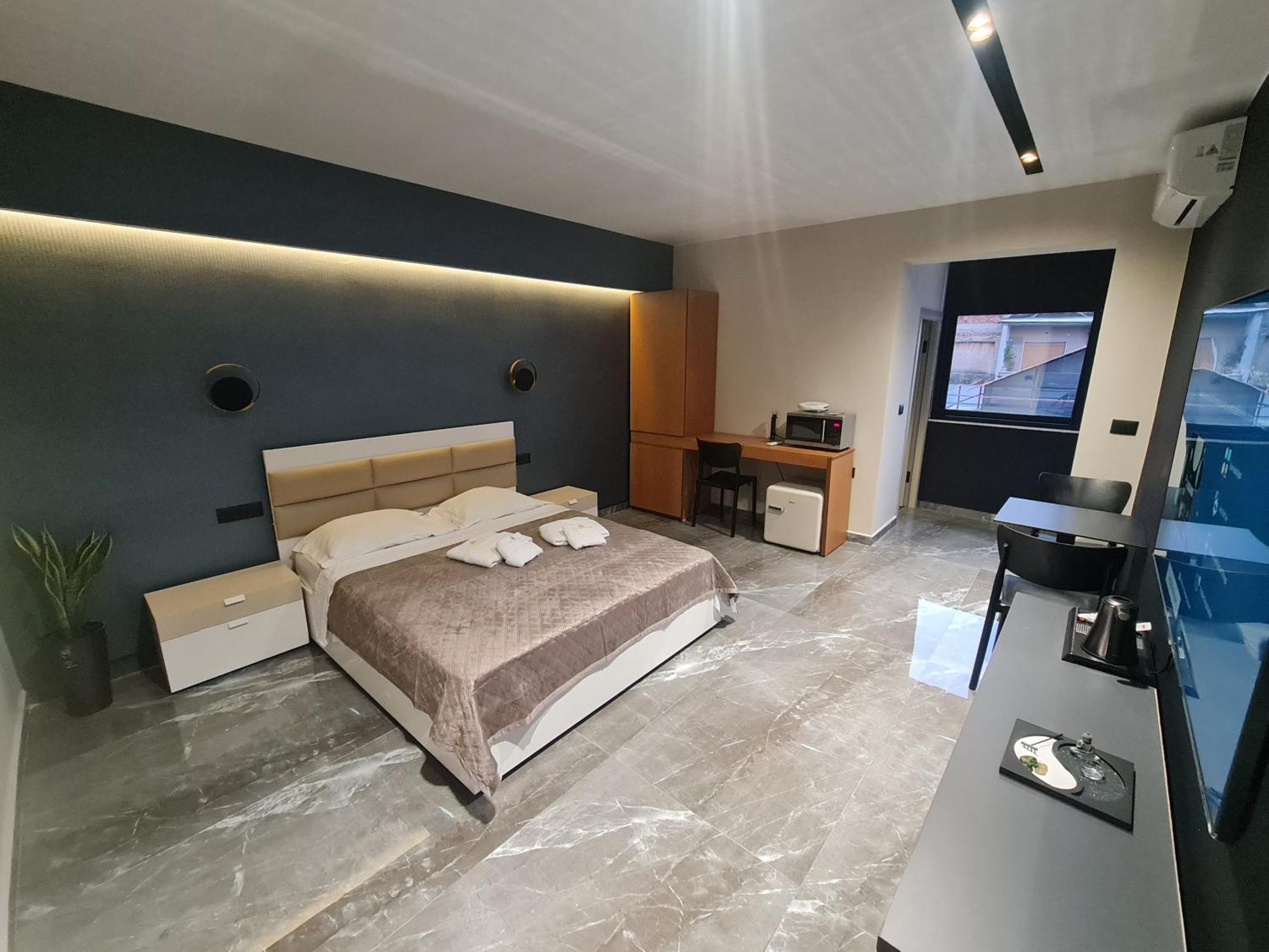 La Mirage Suites & Apartments 地拉那 外观 照片
